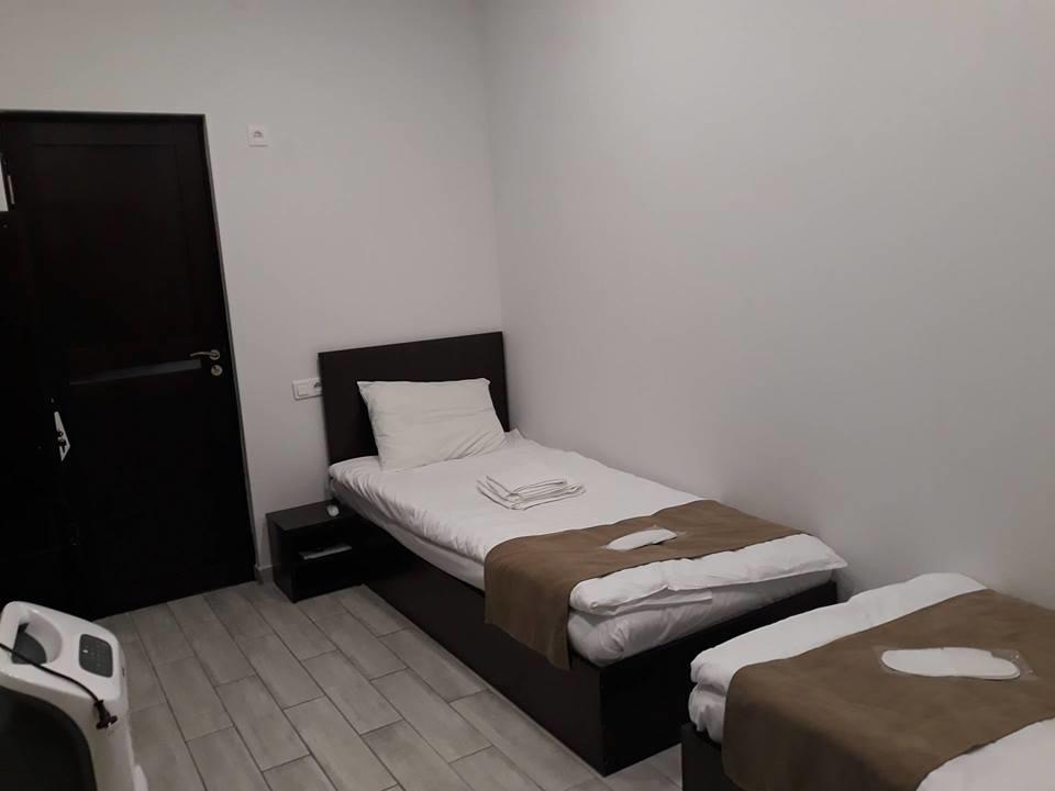 5 Rooms Mini-Hotel & Tours Yerevan Exterior photo